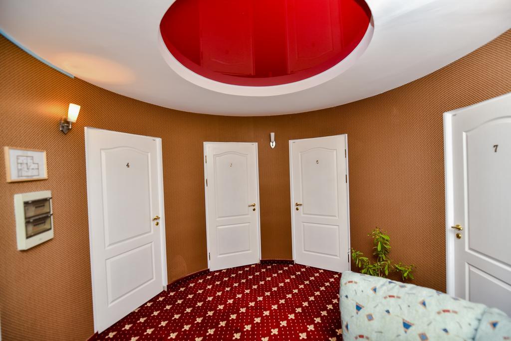 Mesogios Hotel Кишинёв Экстерьер фото
