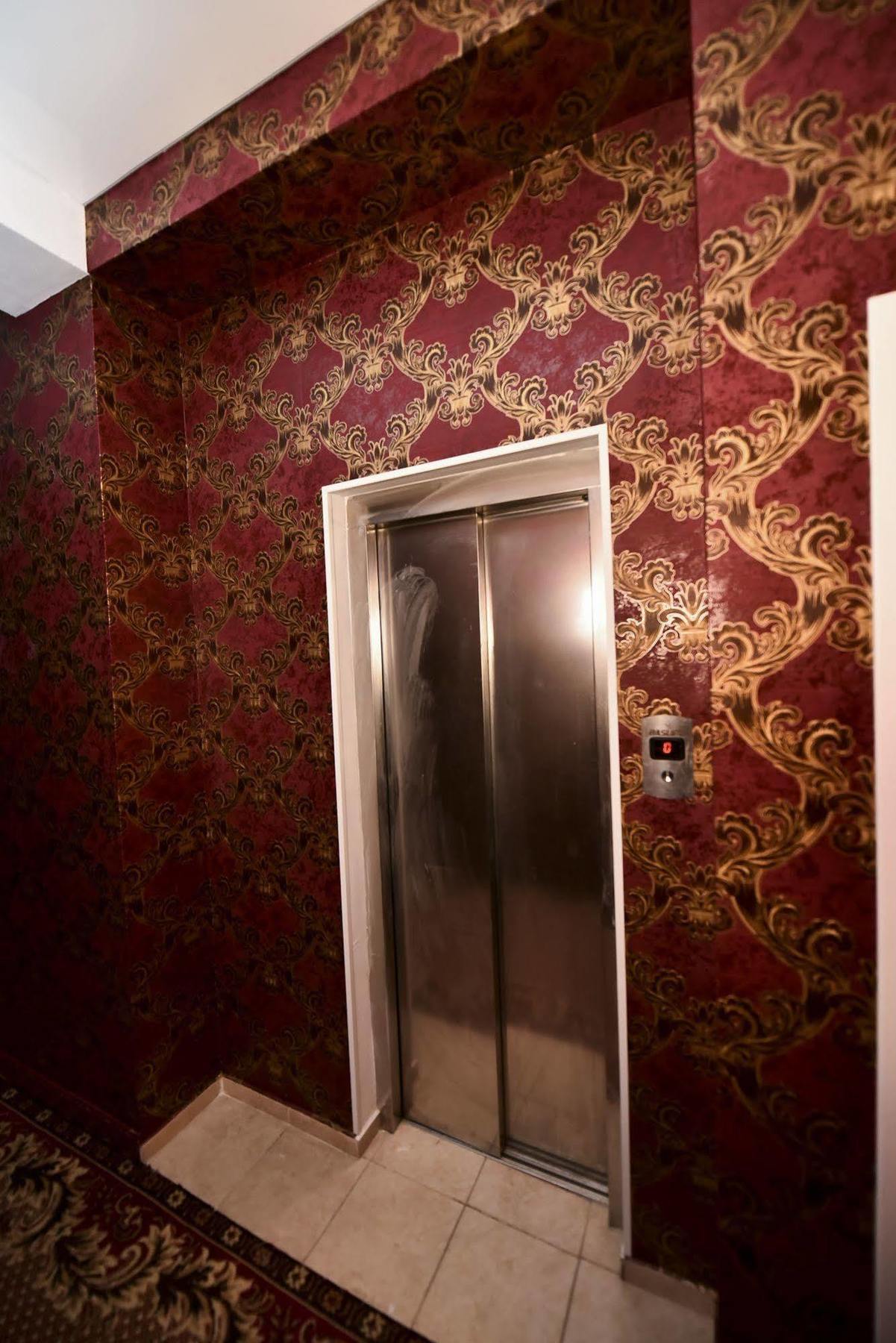 Mesogios Hotel Кишинёв Экстерьер фото